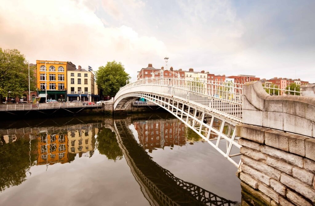Find ud af hvad man skal se i Irland: Din guide til oplevelser