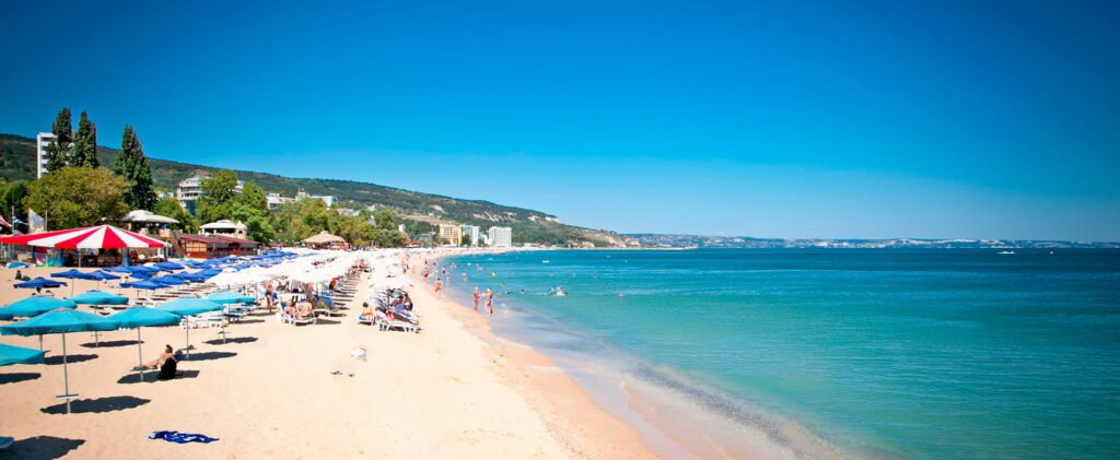 Hvad skal man se i Golden Sands? Guide til oplevelser
