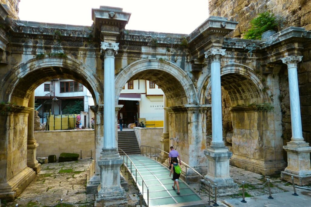 Oplev de bedste seværdigheder i Antalya – Din guide til oplevelser